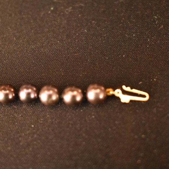 14k Yellow Gold Clasp Double-strand Peacock Freshwater Pearl  Peacock Pearl Bracelet with 14K Gold Closure